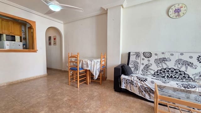 Apartamento de 2 habitaciones en Antonio Machado, Torrevieja en venta con piscina - 145.000 € (Ref: 9806610)