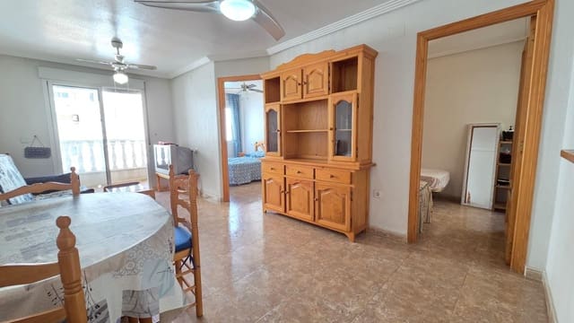 2 makuuhuone Huoneisto myytävänä paikassa Centro, Torrevieja mukana uima-altaan - 145 000 € (Ref: 9806610)