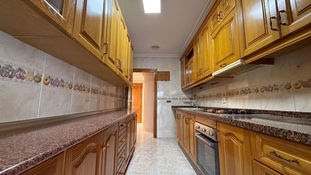 4 sypialnia Mieszkanie na sprzedaż w Centro - Muelle Pesquero, Torrevieja - 205 000 € (Ref: 9825423)