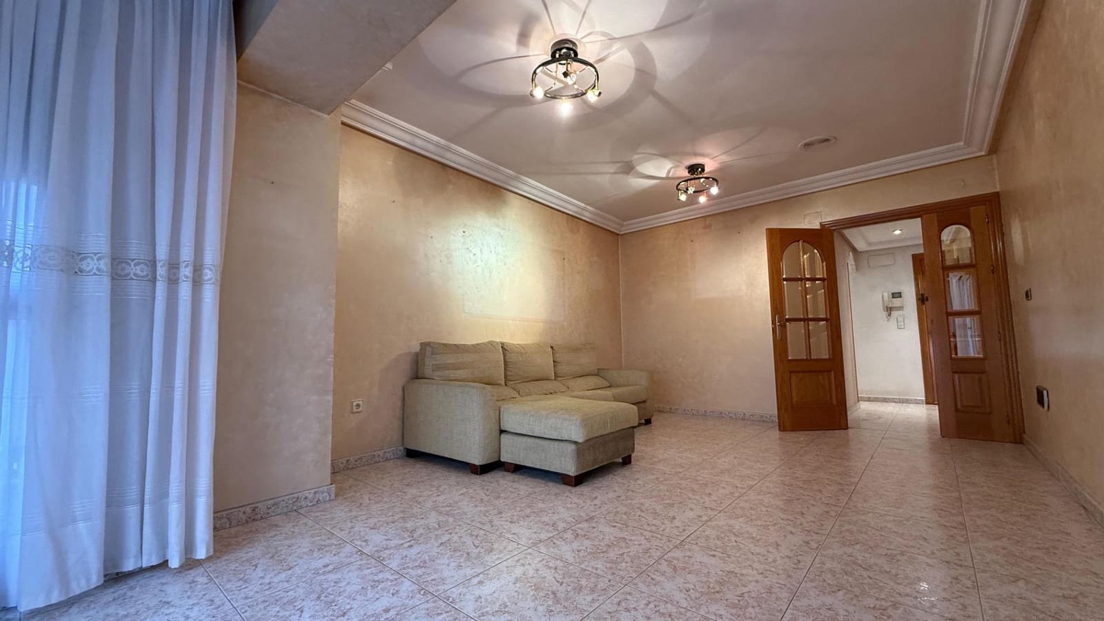 4 sypialnia Mieszkanie na sprzedaż w Torrevieja - 205 000 € (Ref: 9825423)