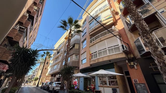 4 sypialnia Mieszkanie na sprzedaż w Centro - Muelle Pesquero, Torrevieja - 205 000 € (Ref: 9825423)