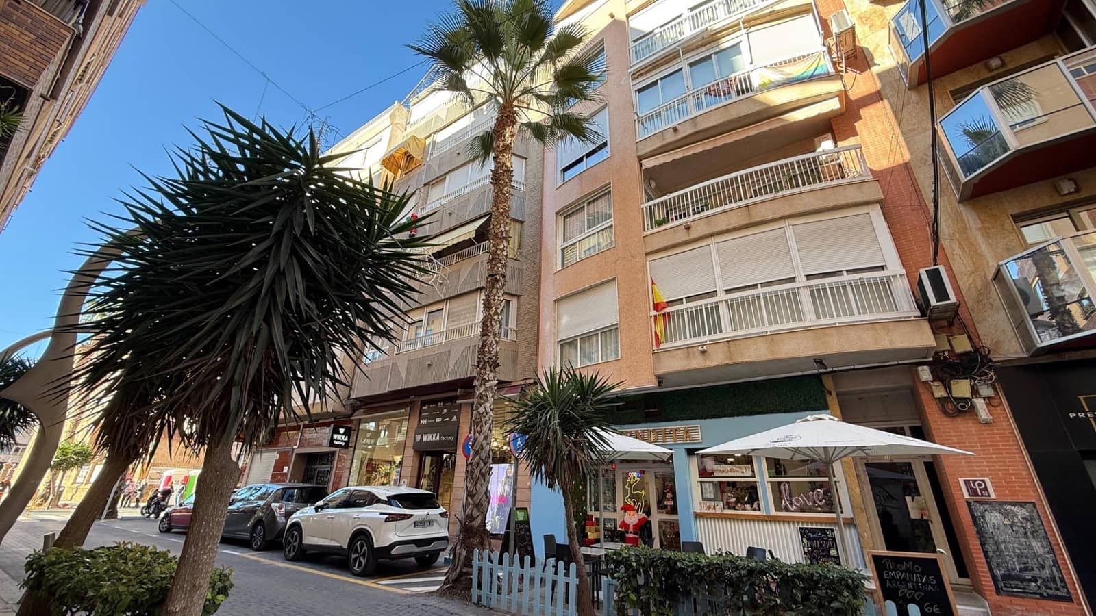 4 sypialnia Mieszkanie na sprzedaż w Torrevieja - 205 000 € (Ref: 9825423)