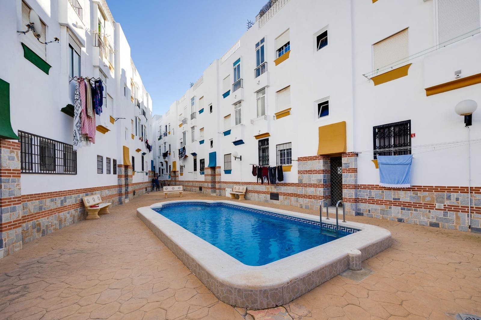 2 sovrum Lägenhet till salu i Torrevieja med pool - 138 470 € (Ref: 9825427)