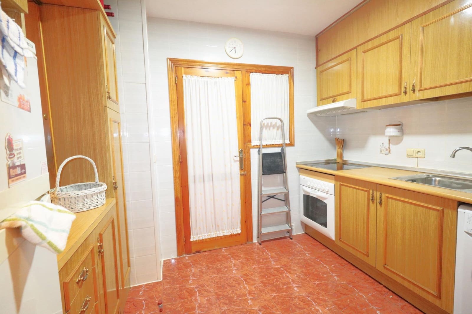 2 sypialnia Apartament na sprzedaż w Torrevieja z basenem - 139 000 € (Ref: 9825430)
