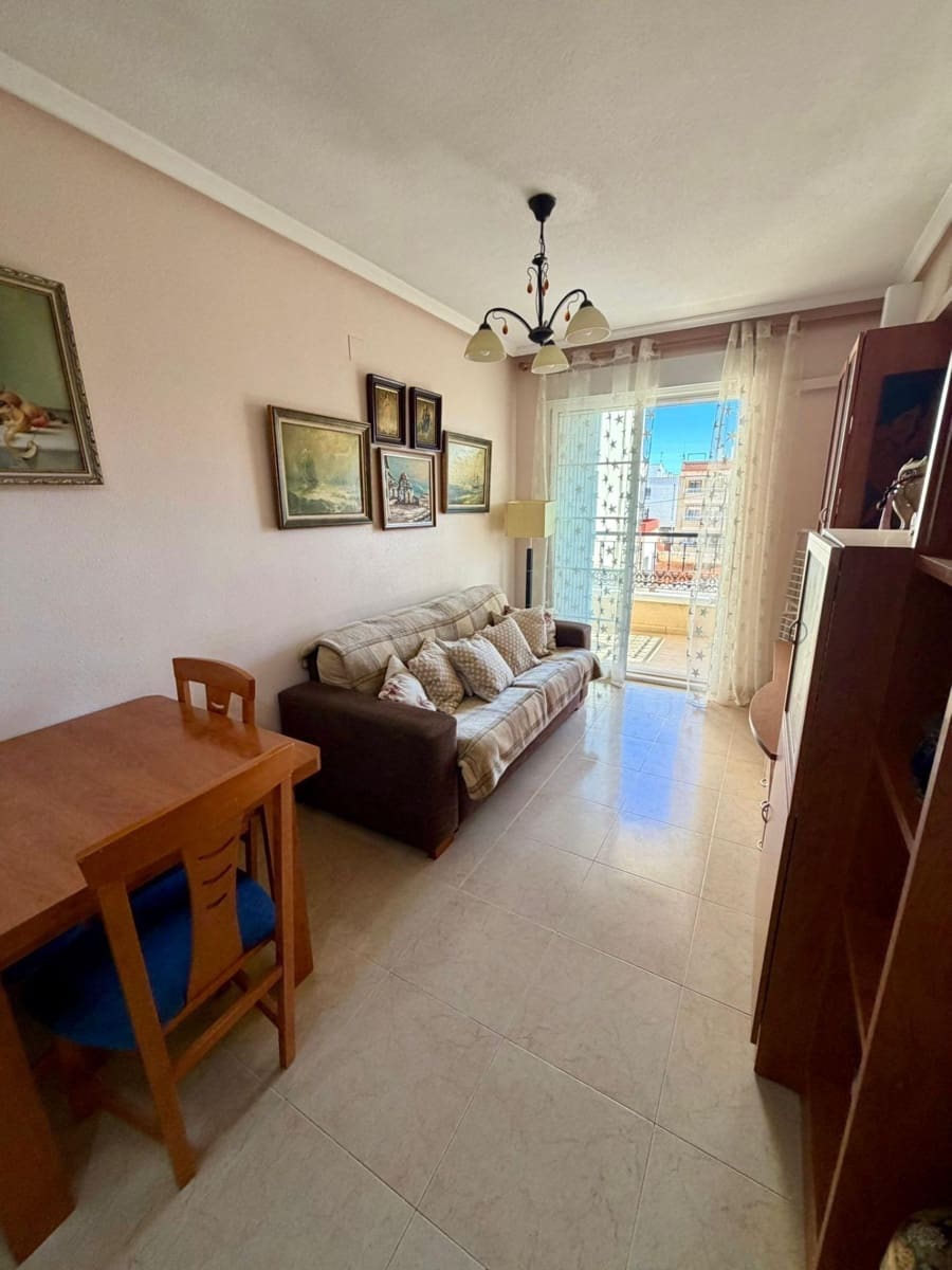 2 soveværelse Villa til salg i Torrevieja - € 119.900 (Ref: 9825431)