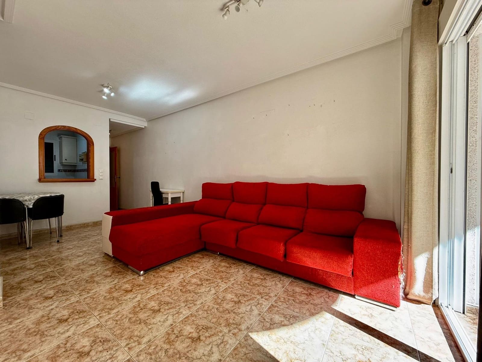 2 Zimmer Apartment zu verkaufen in Torrevieja - 159.900 € (Ref: 9829352)