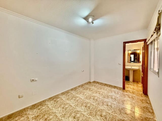 2 Zimmer Apartment zu verkaufen in Avenida Habaneras - Curva de Palangre, Torrevieja - 159.900 € (Ref: 9829352)