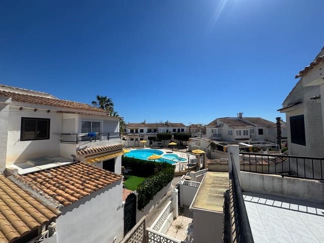2 slaapkamer Bungalow te koop in Torreblanca, Torrevieja met zwembad - € 129.900 (Ref: 9833851)