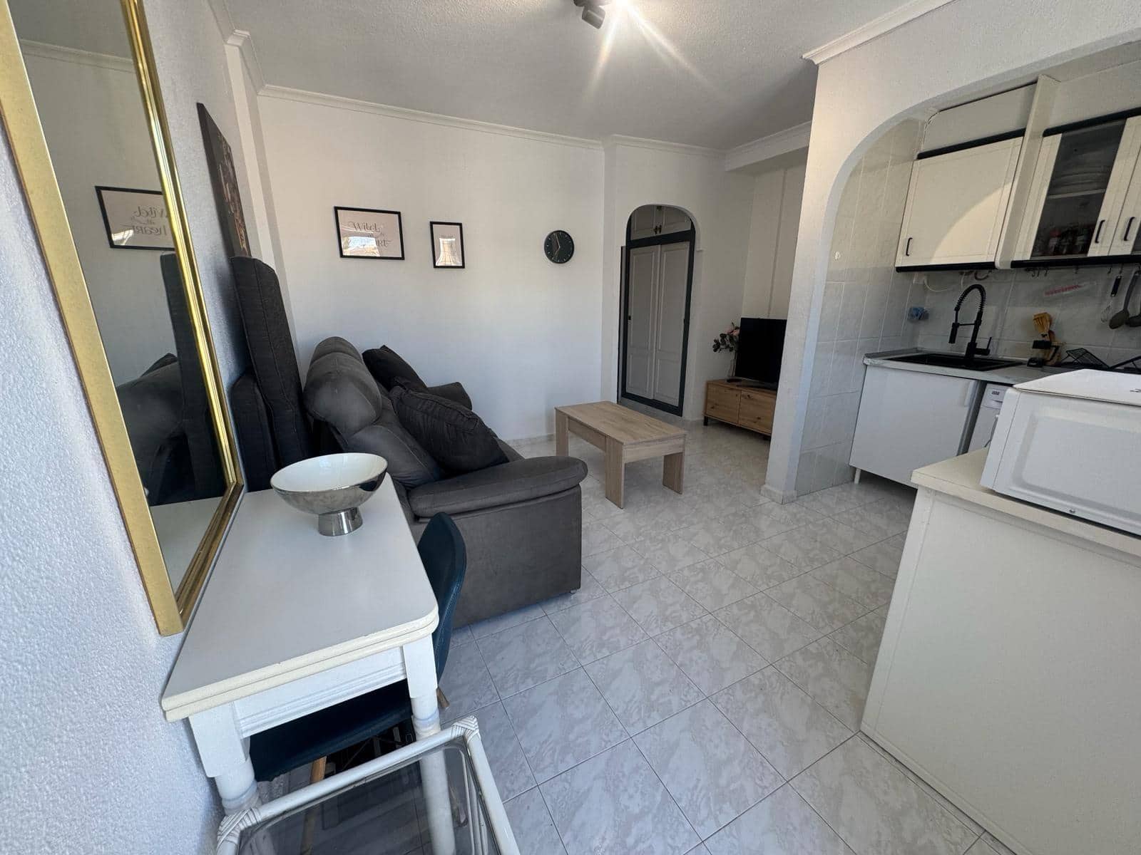 2 slaapkamer Bungalow te koop in Torrevieja met zwembad - € 129.900 (Ref: 9833851)