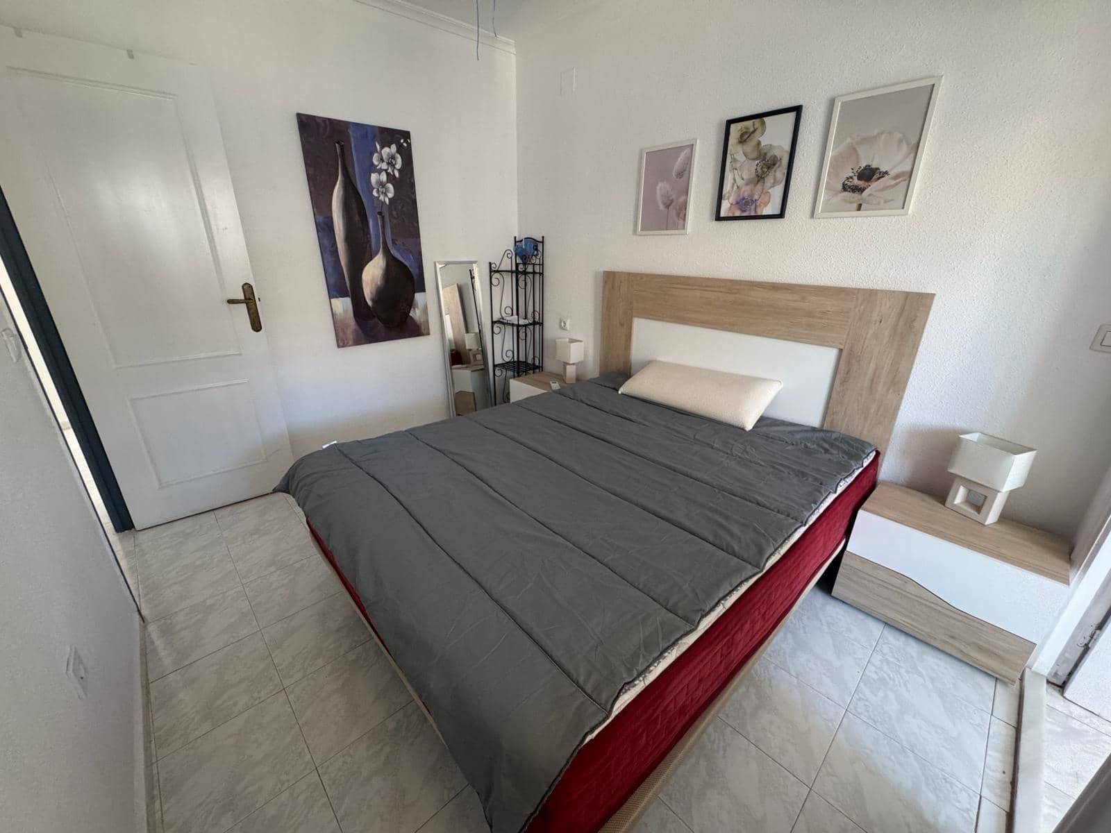 2 slaapkamer Bungalow te koop in Torrevieja met zwembad - € 129.900 (Ref: 9833851)