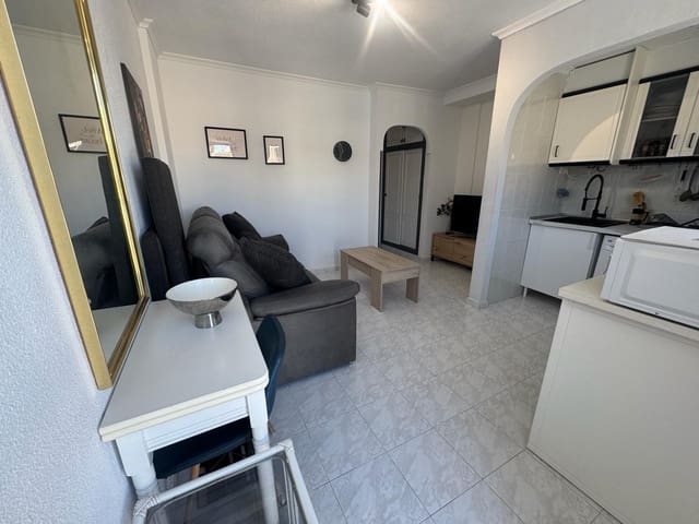 2 slaapkamer Bungalow te koop in Torreblanca, Torrevieja met zwembad - € 129.900 (Ref: 9833851)