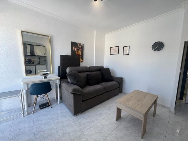 2 slaapkamer Bungalow te koop in Torreblanca, Torrevieja met zwembad - € 129.900 (Ref: 9833851)