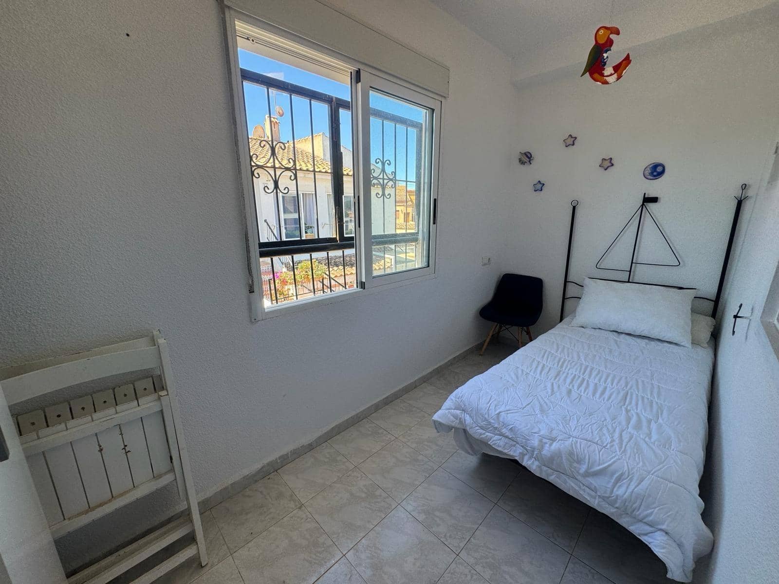 2 slaapkamer Bungalow te koop in Torrevieja met zwembad - € 129.900 (Ref: 9833851)