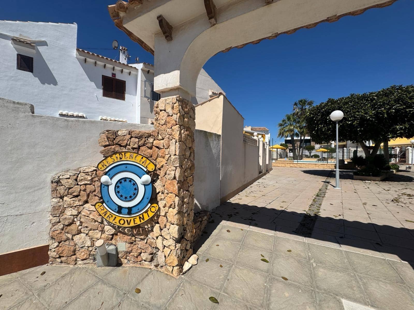 2 slaapkamer Bungalow te koop in Torrevieja met zwembad - € 129.900 (Ref: 9833851)