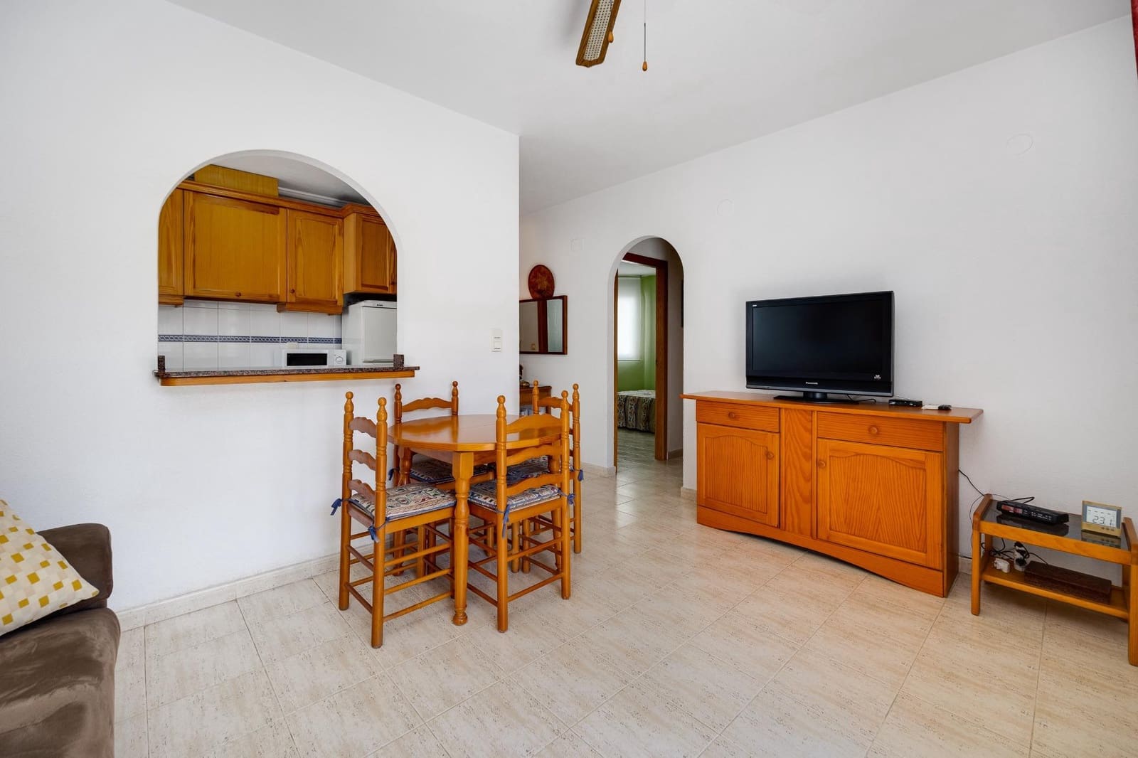 3 bedroom Penthouse for sale in Torrevieja with pool - € 179,000 (Ref: 9849567)