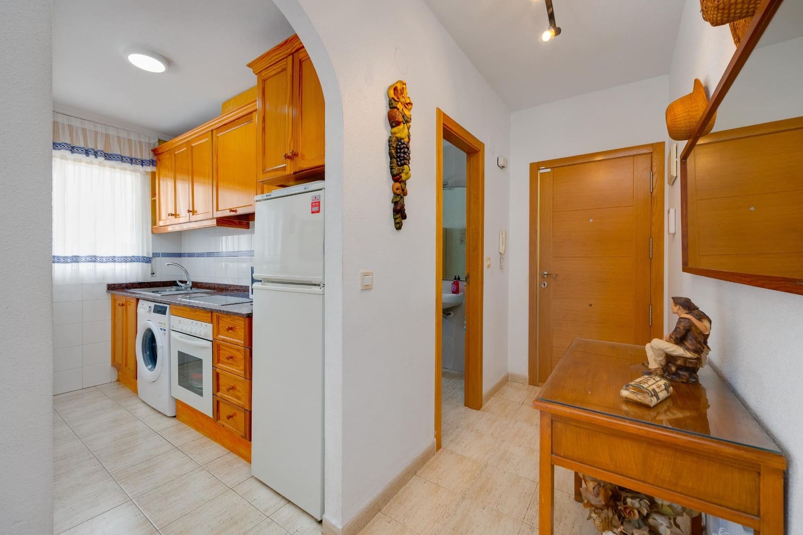 3 bedroom Penthouse for sale in Torrevieja with pool - € 179,000 (Ref: 9849567)