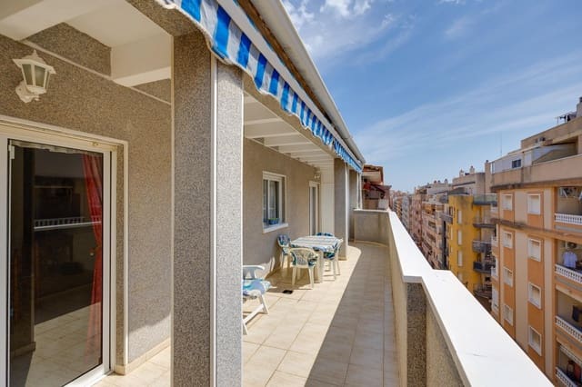 3 quarto Penthouse para venda em Avenida Habaneras - Curva de Palangre, Torrevieja com piscina - 179 000 € (Ref: 9849567)