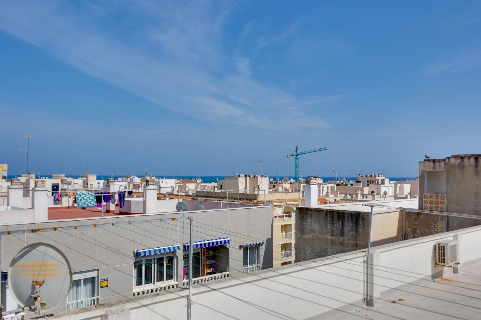 3 bedroom Penthouse for sale in Torrevieja with pool - € 179,000 (Ref: 9849567)