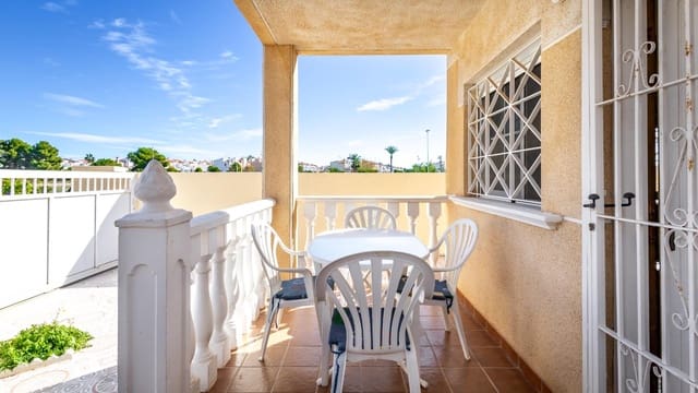 2 chambre Villa/Maison à vendre à El Chaparral - La Siesta - La Torreta, Torrevieja avec piscine - 228 000 € (Ref: 9851929)