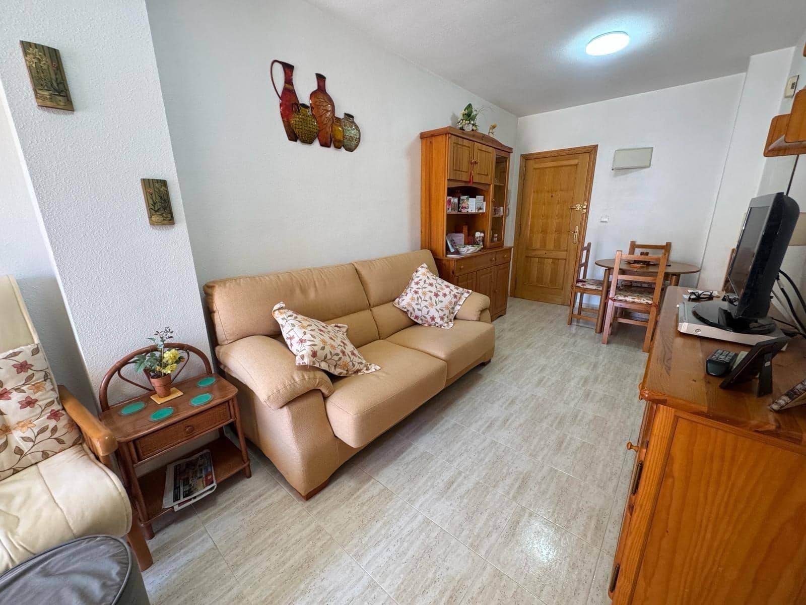 Apartamento de 1 habitación en Torrevieja en venta con piscina - 112.000 € (Ref: 9855630)
