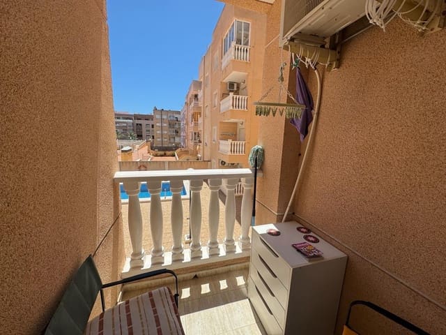 1 chambre Appartement à vendre à Centro, Torrevieja avec piscine - 112 000 € (Ref: 9855630)