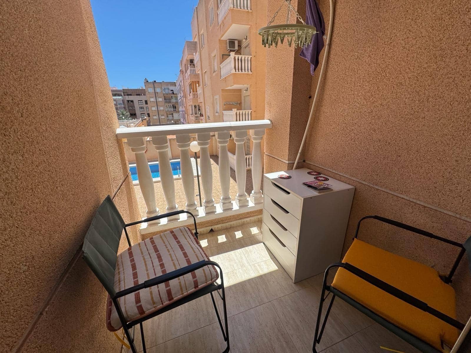 Apartamento de 1 habitación en Torrevieja en venta con piscina - 112.000 € (Ref: 9855630)