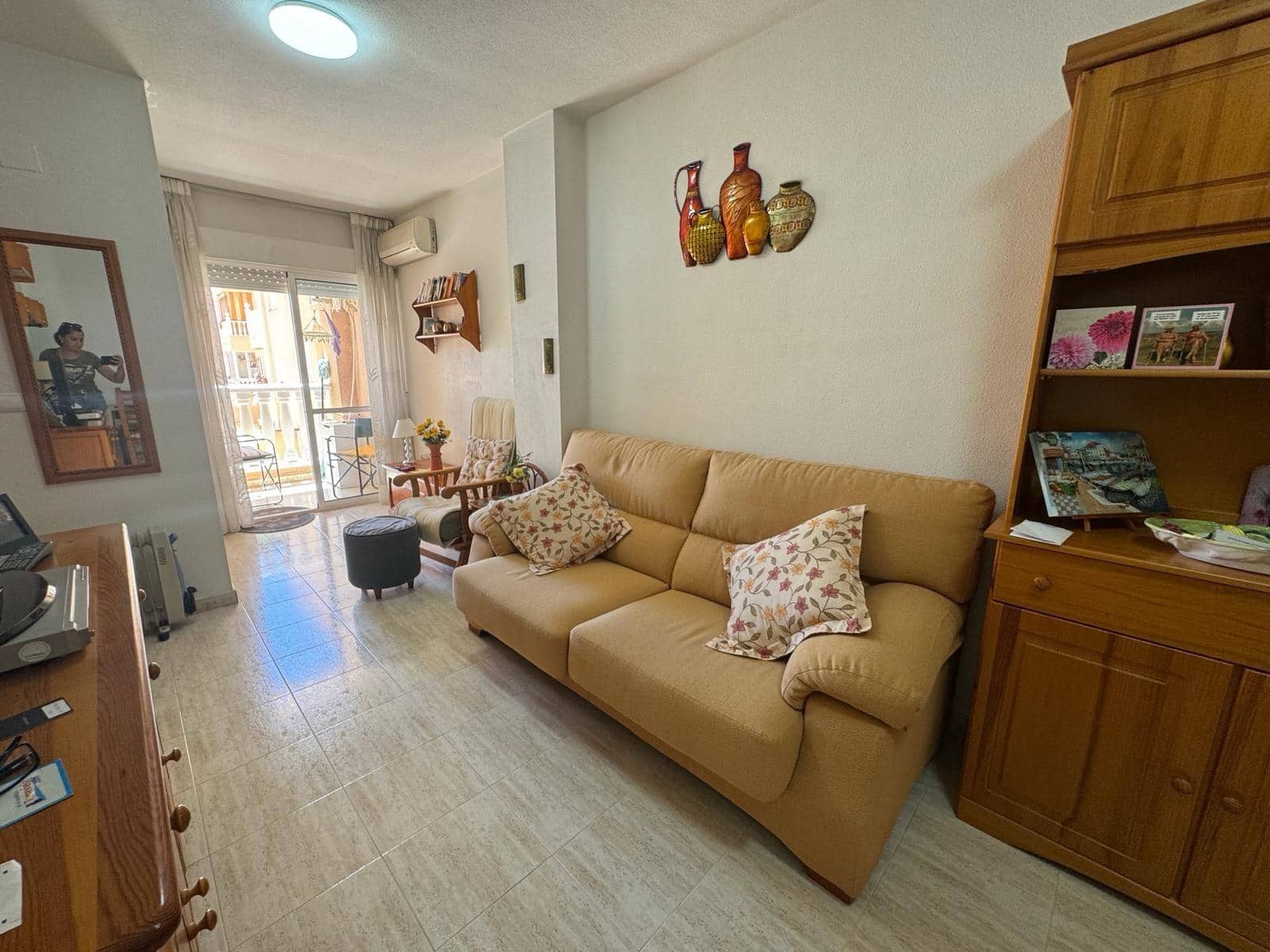 Apartamento de 1 habitación en Torrevieja en venta con piscina - 112.000 € (Ref: 9855630)