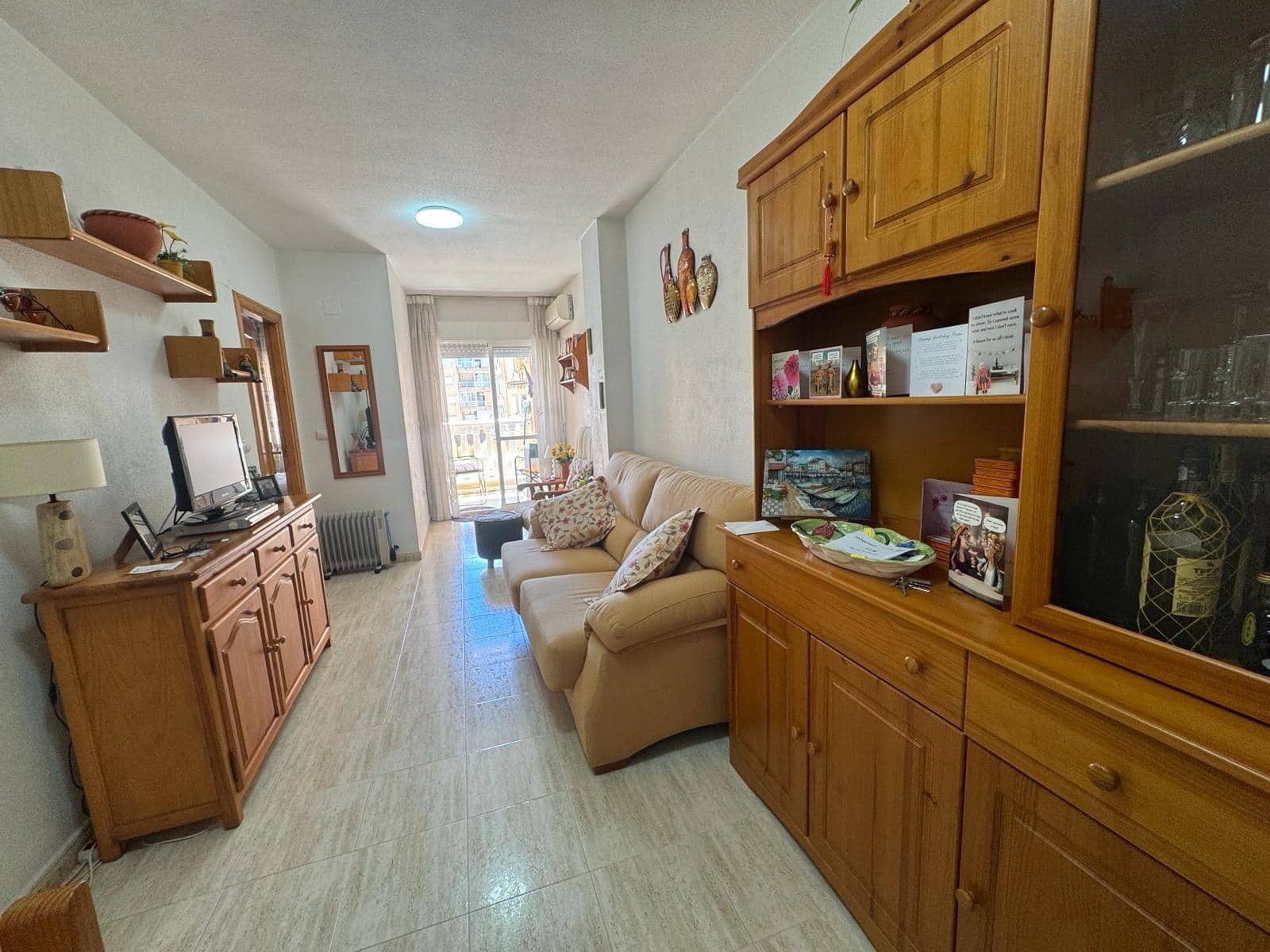 Apartamento de 1 habitación en Torrevieja en venta con piscina - 112.000 € (Ref: 9855630)