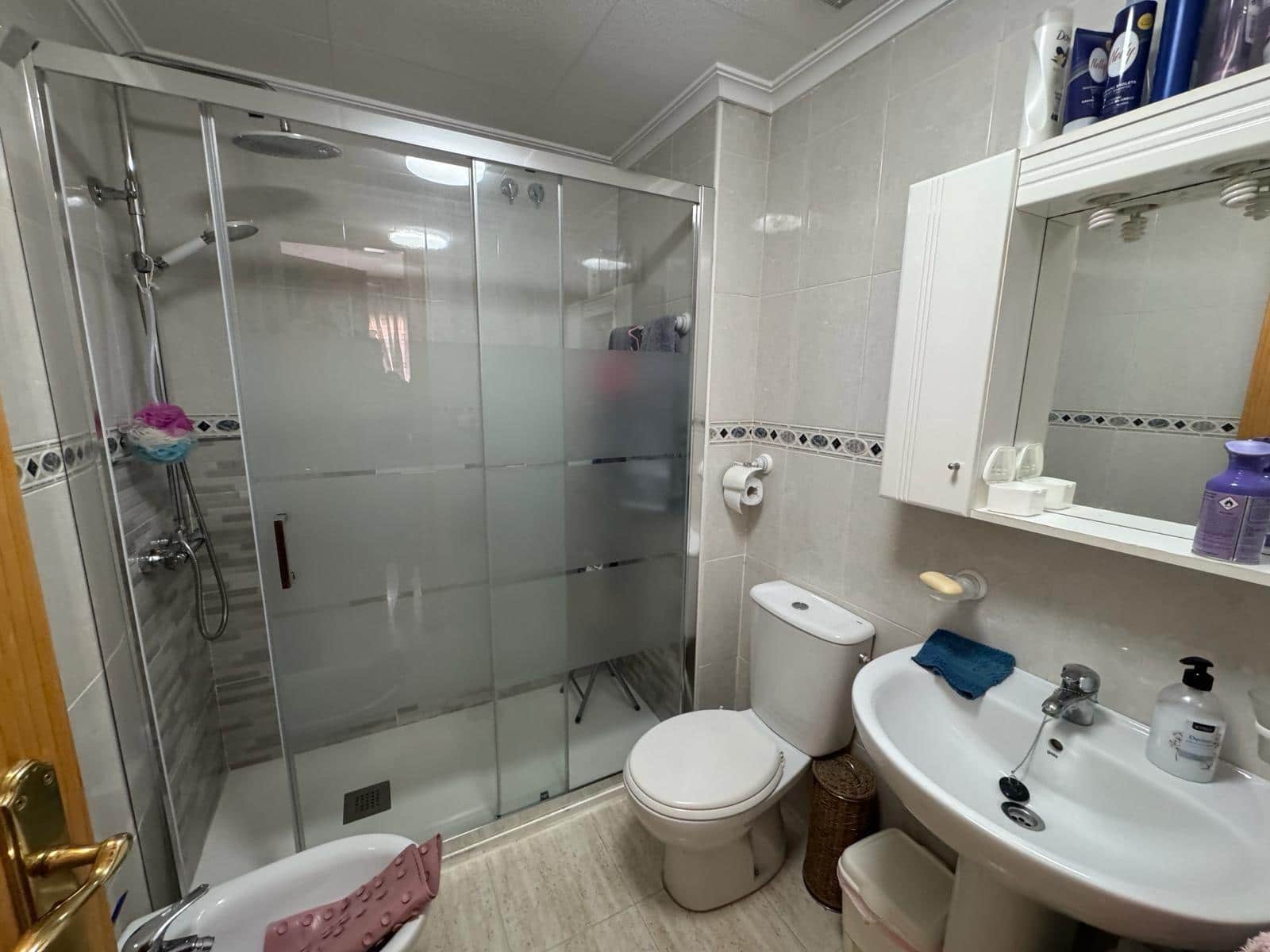 Apartamento de 1 habitación en Torrevieja en venta con piscina - 112.000 € (Ref: 9855630)