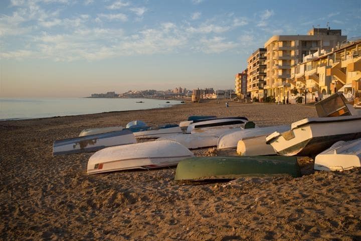 1 chambre Bungalow à vendre à Torrevieja - 137 900 € (Ref: 9862023)