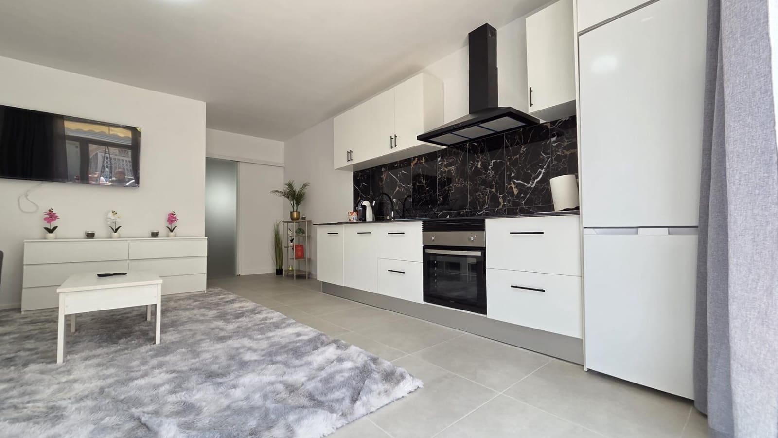 1 chambre Bungalow à vendre à Torrevieja - 137 900 € (Ref: 9862023)