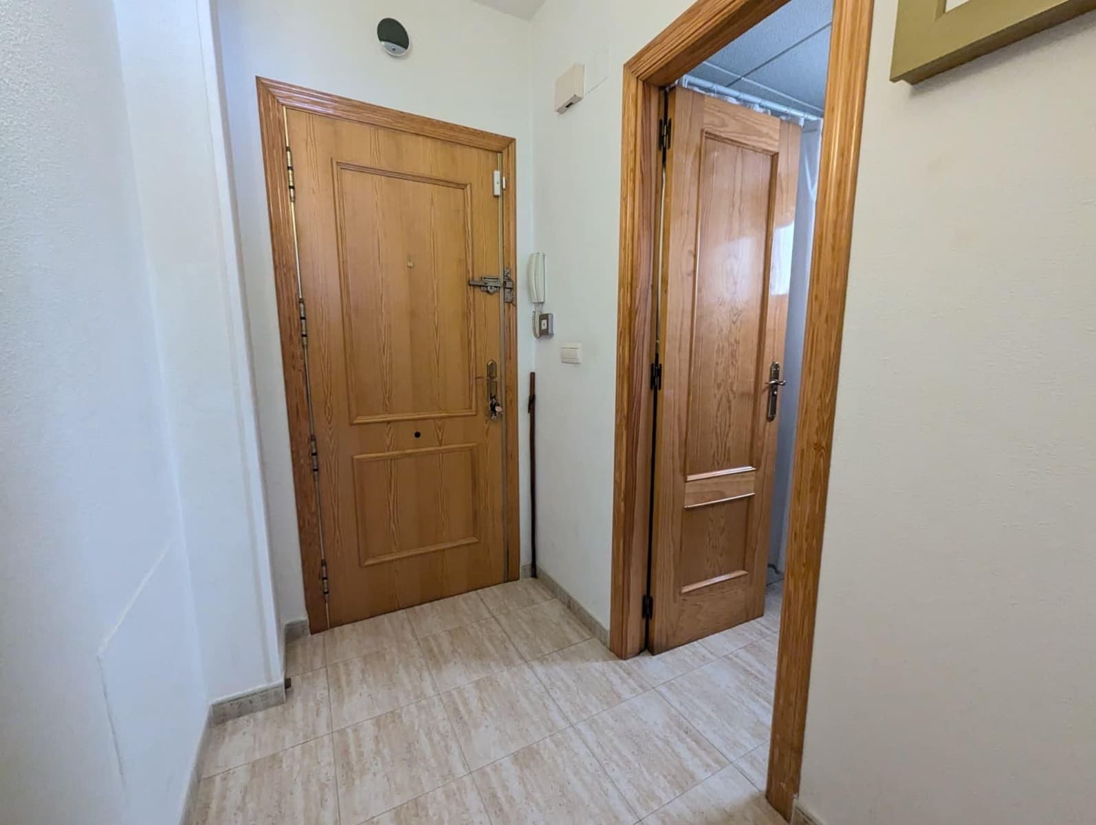 Apartamento de 2 habitaciones en Torrevieja en venta con garaje - 153.000 € (Ref: 9890552)