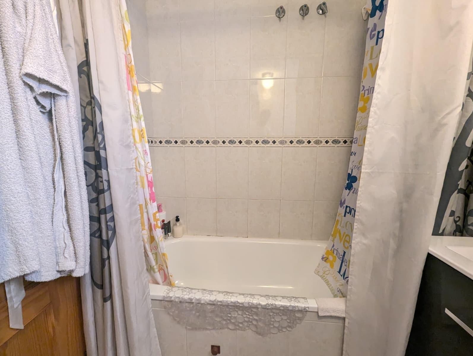 Apartamento de 2 habitaciones en Torrevieja en venta con garaje - 153.000 € (Ref: 9890552)