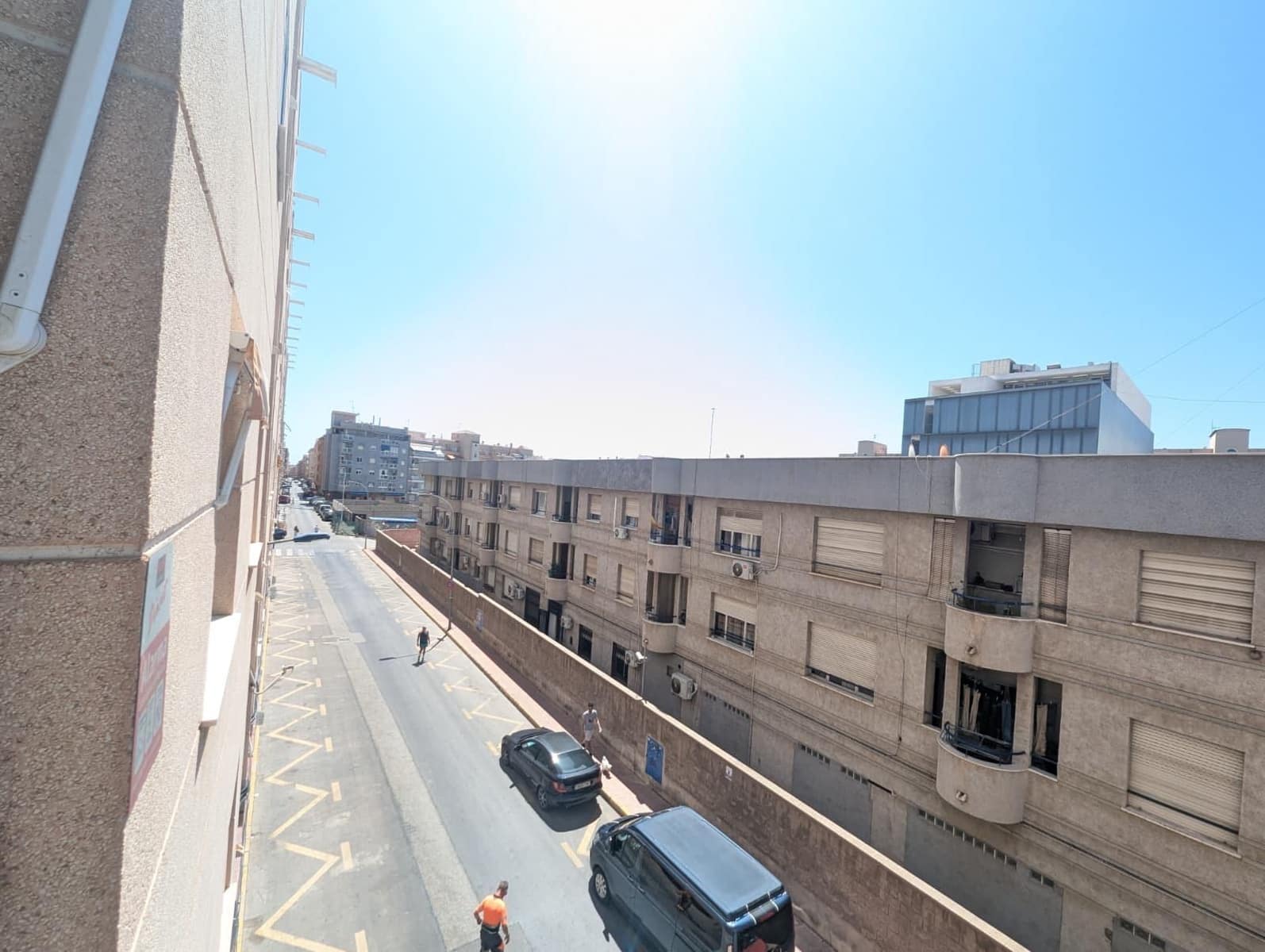 Apartamento de 2 habitaciones en Torrevieja en venta con garaje - 153.000 € (Ref: 9890552)