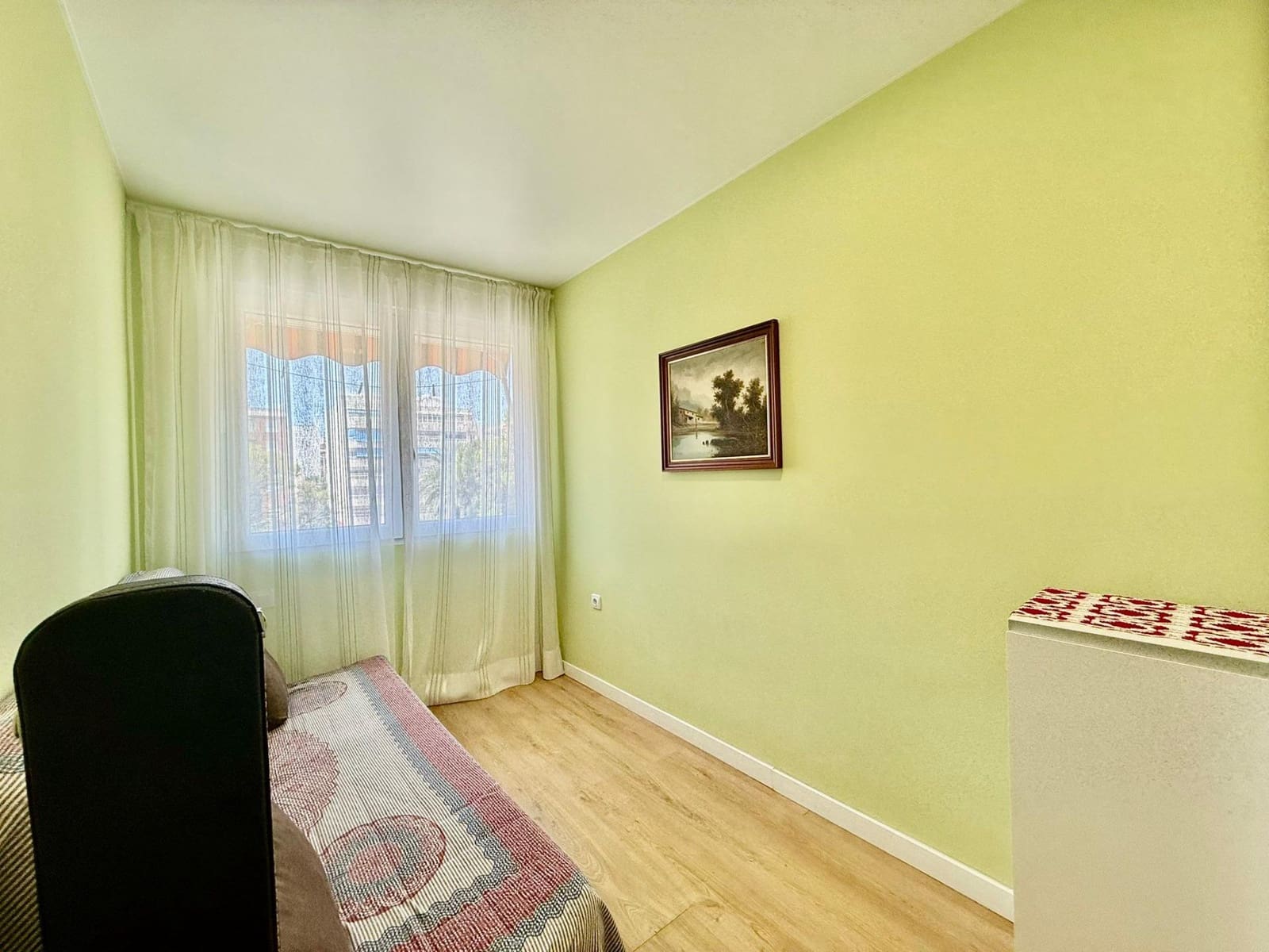 2 Zimmer Apartment zu verkaufen in Torrevieja - 165.000 € (Ref: 9911201)