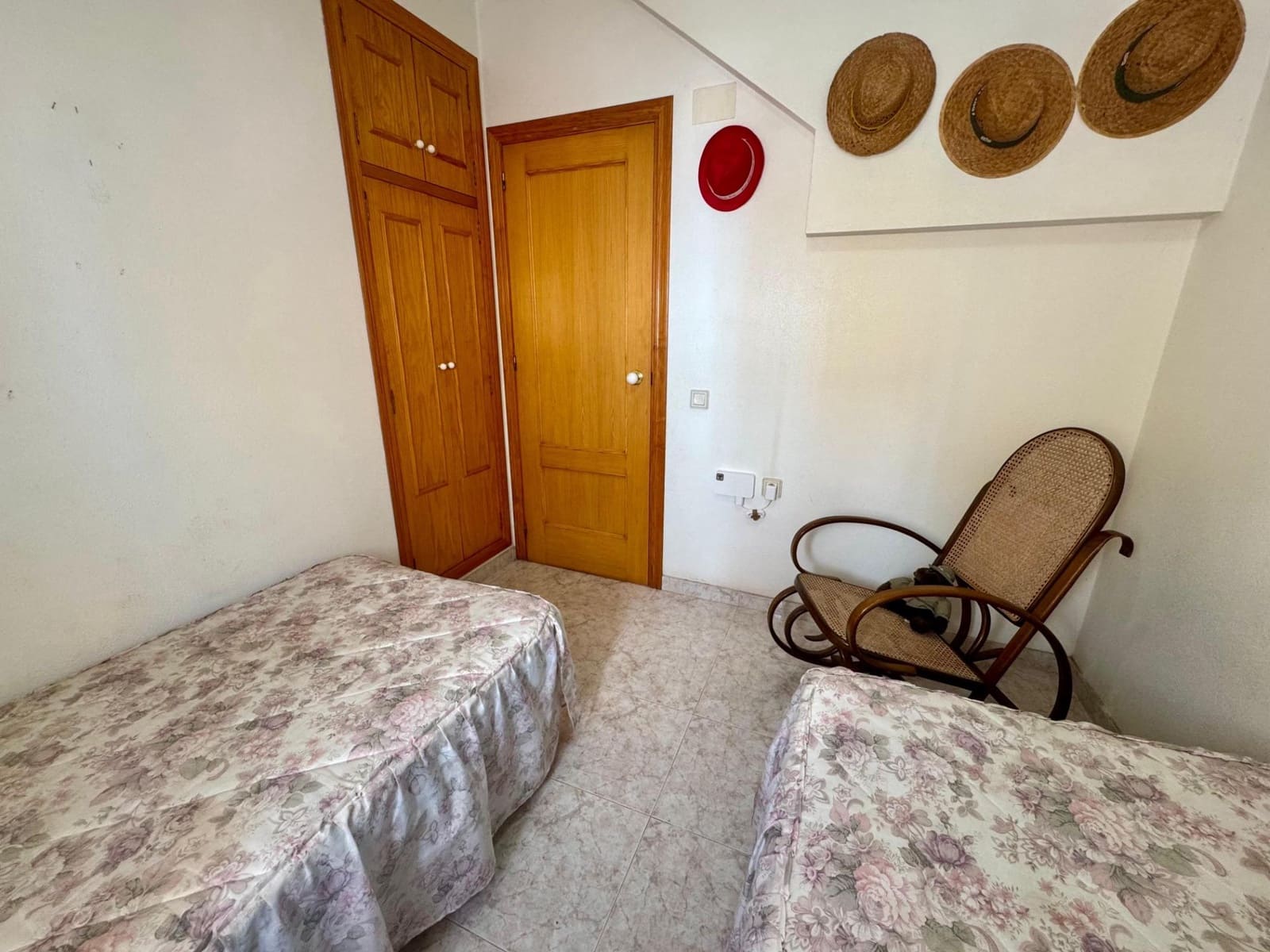 3 sypialnia Dom szeregowy na sprzedaż w Orihuela Costa z basenem - 209 000 € (Ref: 9913310)