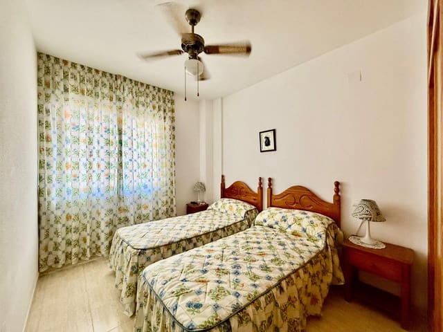 2 slaapkamer Appartement te koop in Antonio Machado, Torrevieja met garage - € 145.000 (Ref: 9922464)