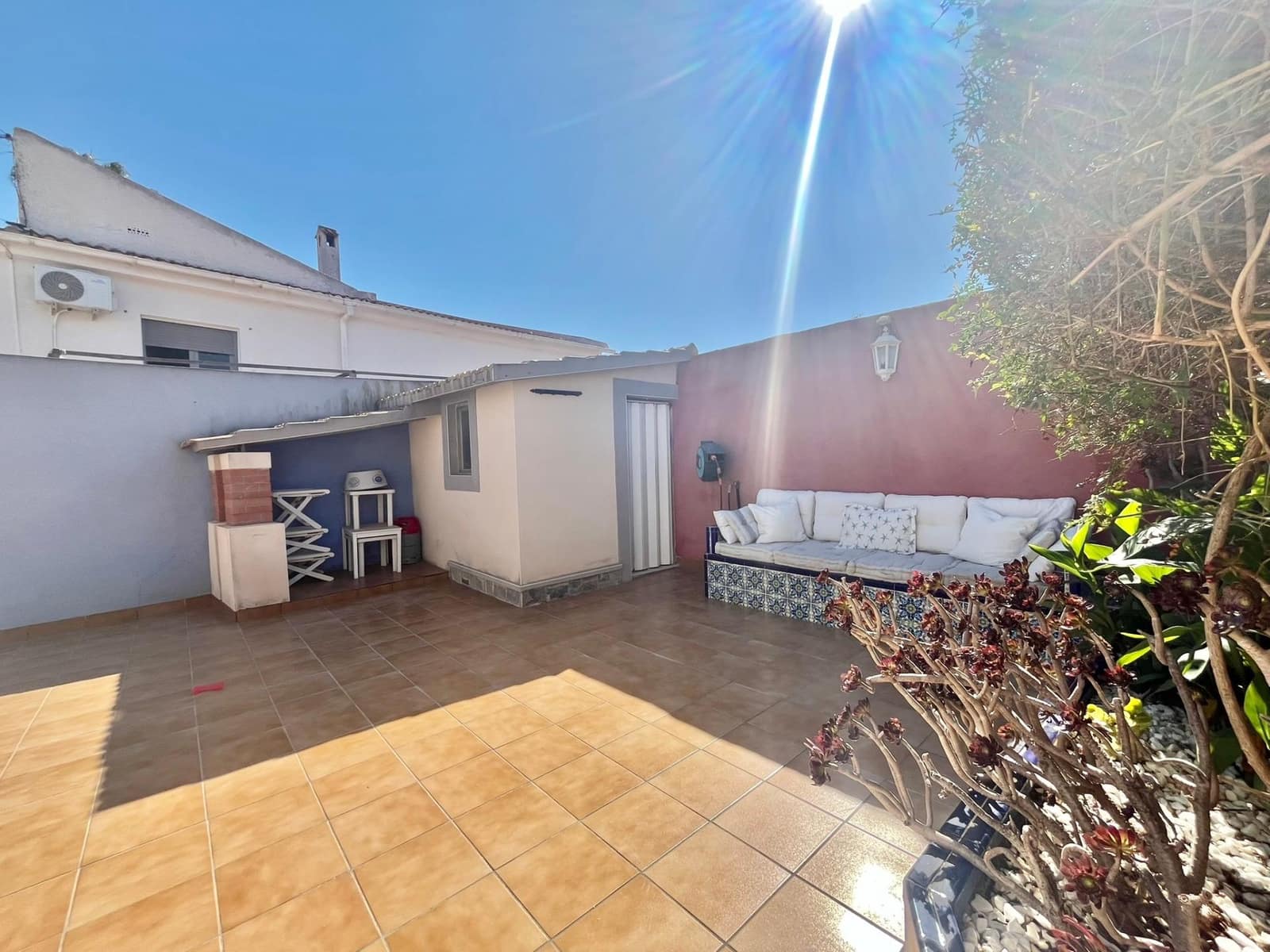 3 bedroom Villa for sale in Torrevieja with garage - € 399,000 (Ref: 9979001)