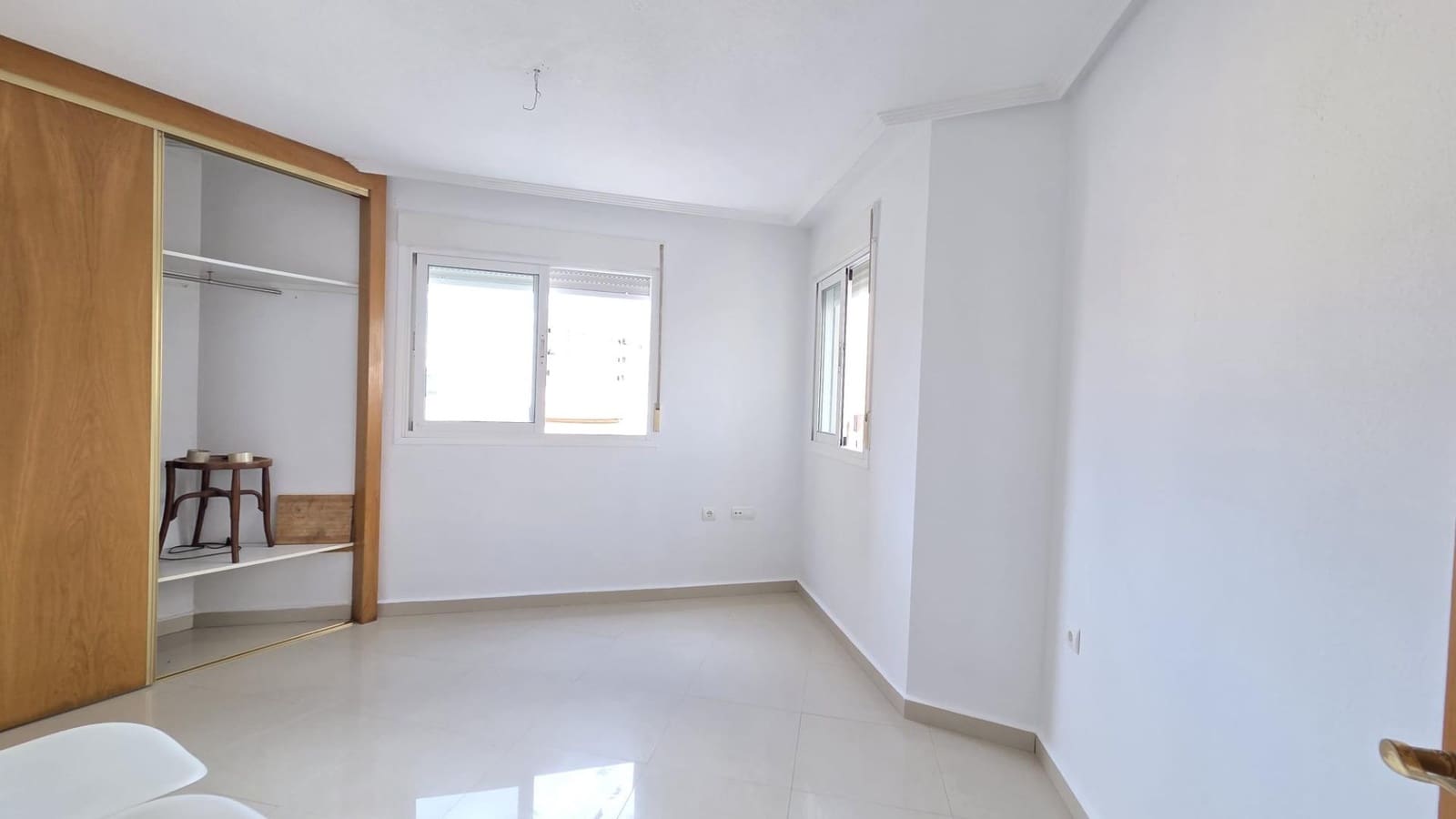 1 sypialnia Apartament na sprzedaż w Torrevieja - 119 000 € (Ref: 9983127)