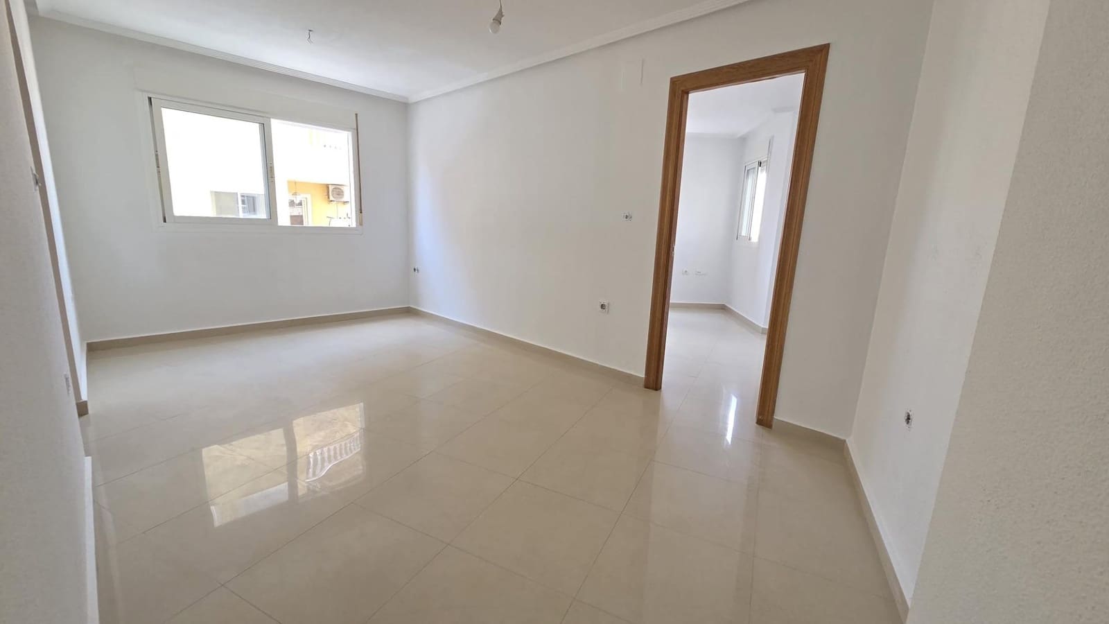 1 sypialnia Apartament na sprzedaż w Torrevieja - 119 000 € (Ref: 9983127)
