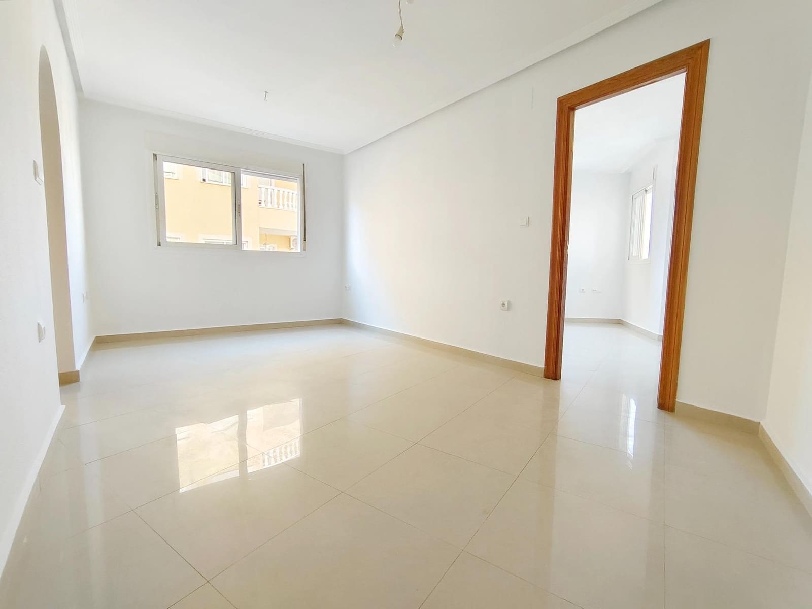 1 sypialnia Apartament na sprzedaż w Torrevieja - 119 000 € (Ref: 9994366)