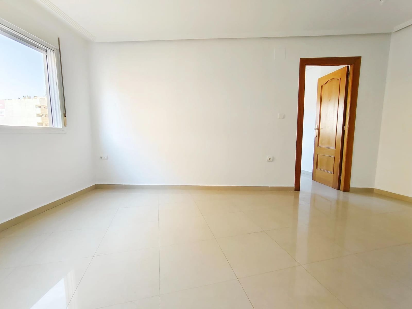 1 sypialnia Apartament na sprzedaż w Torrevieja - 119 000 € (Ref: 9994366)