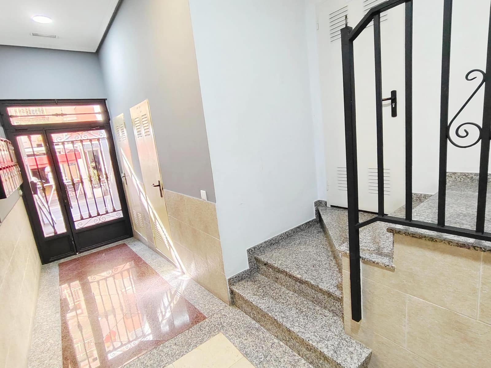 1 sypialnia Apartament na sprzedaż w Torrevieja - 119 000 € (Ref: 9994366)