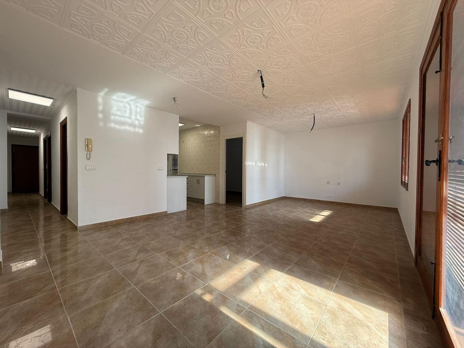 Apartamento de 3 habitaciones en Torrevieja en venta con garaje - 189.000 € (Ref: 9999691)