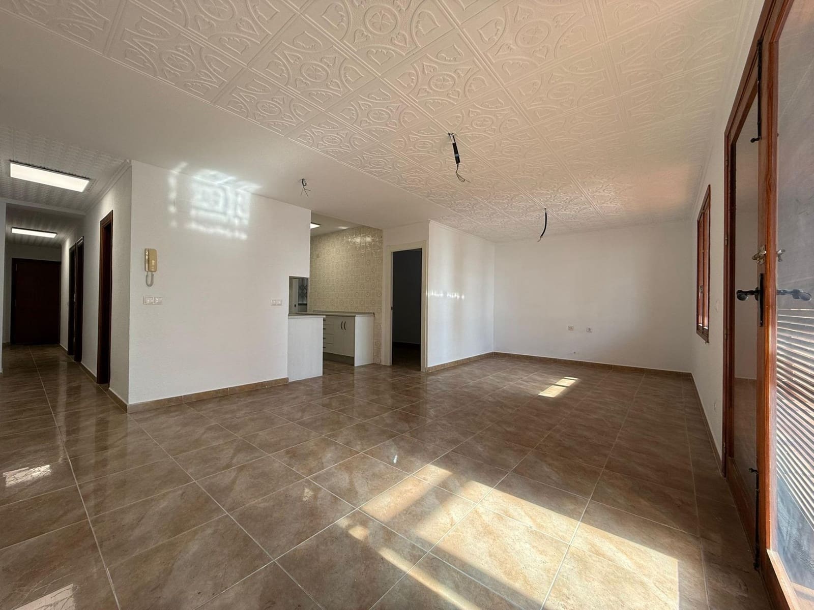 Apartamento de 3 habitaciones en Torrevieja en venta con garaje - 189.000 € (Ref: 9999691)