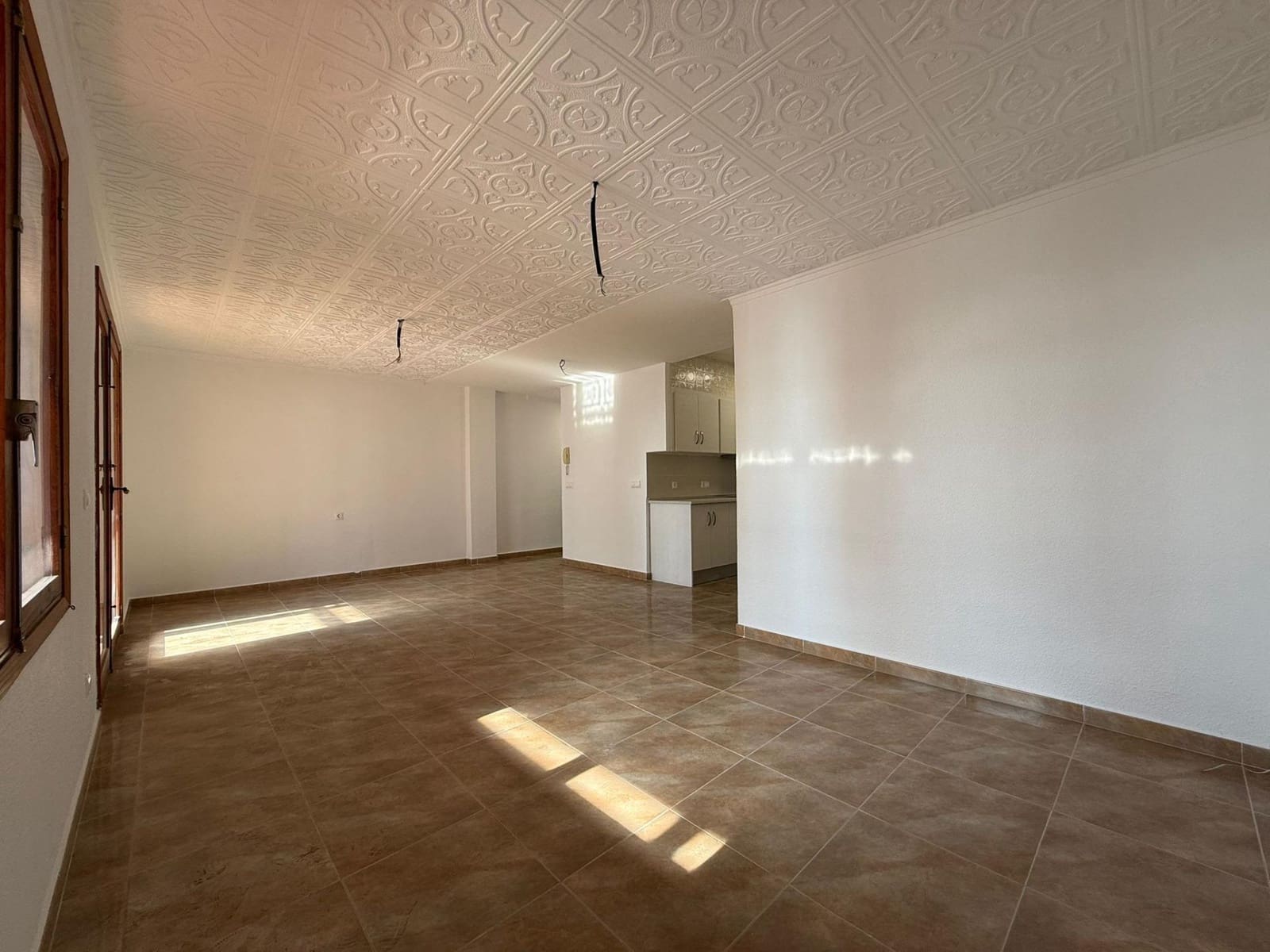 Apartamento de 3 habitaciones en Torrevieja en venta con garaje - 189.000 € (Ref: 9999691)