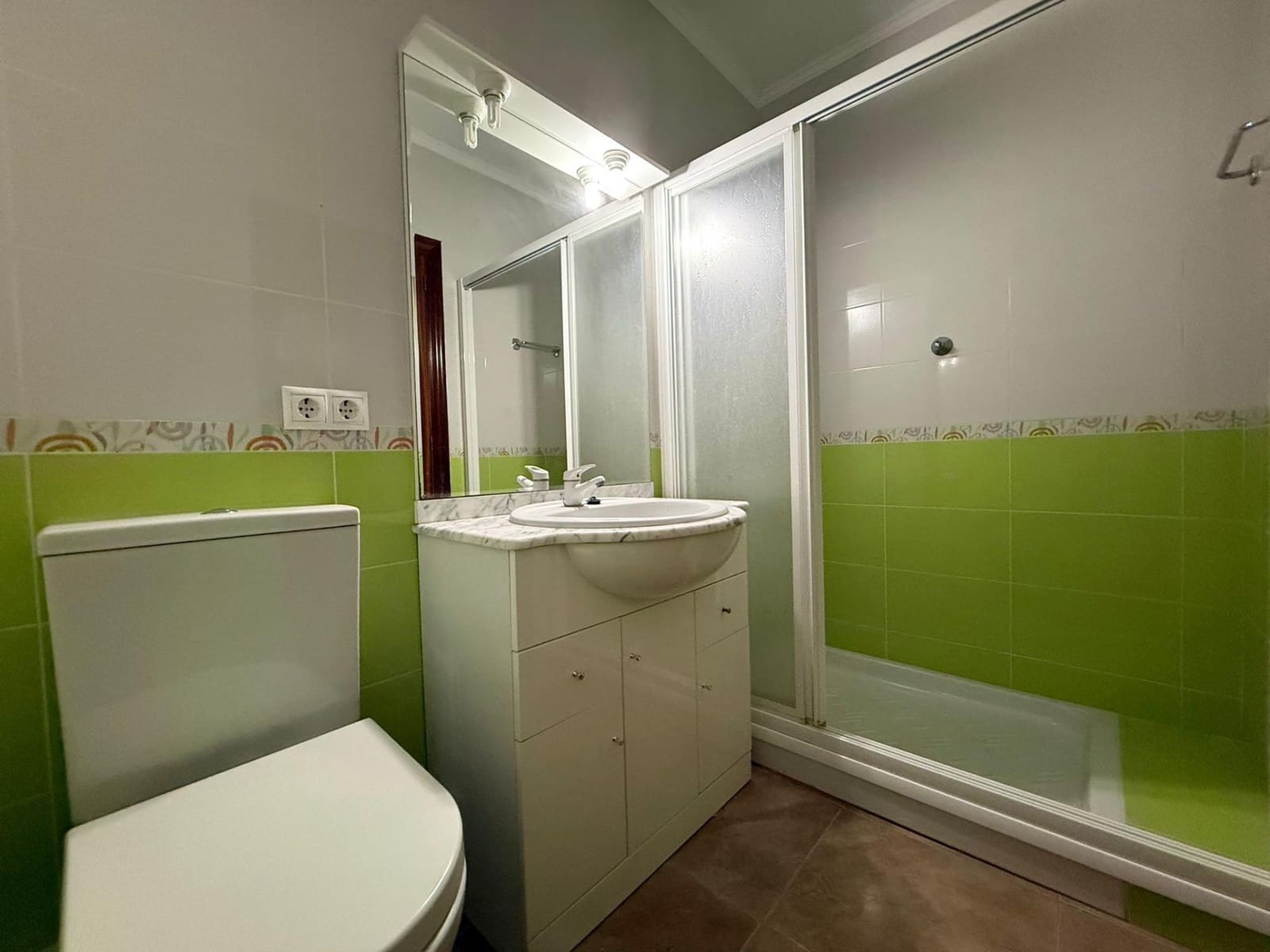 Apartamento de 3 habitaciones en Torrevieja en venta con garaje - 189.000 € (Ref: 9999691)