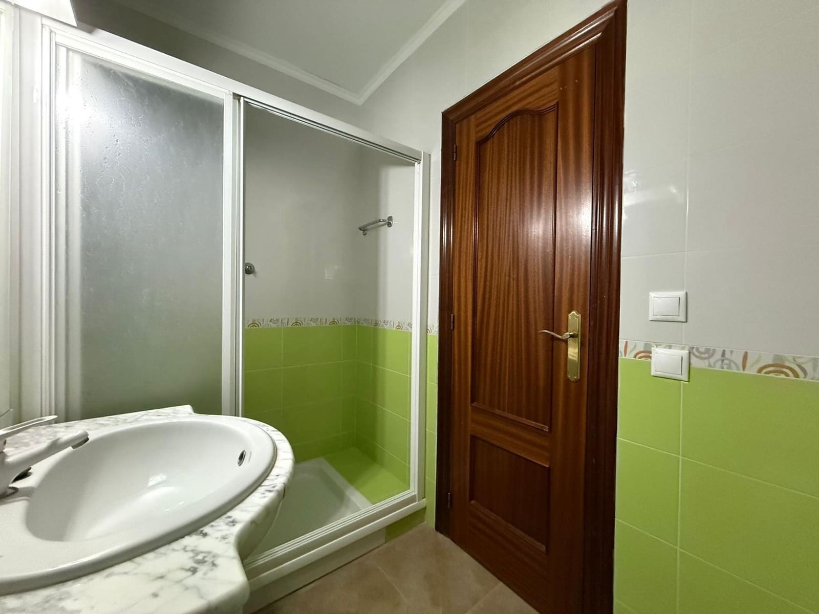Apartamento de 3 habitaciones en Torrevieja en venta con garaje - 189.000 € (Ref: 9999691)