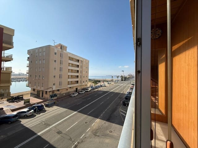 3 soveværelse Lejlighed til salg i Playa del Acequión, Torrevieja med garage - € 189.000 (Ref: 9999691)