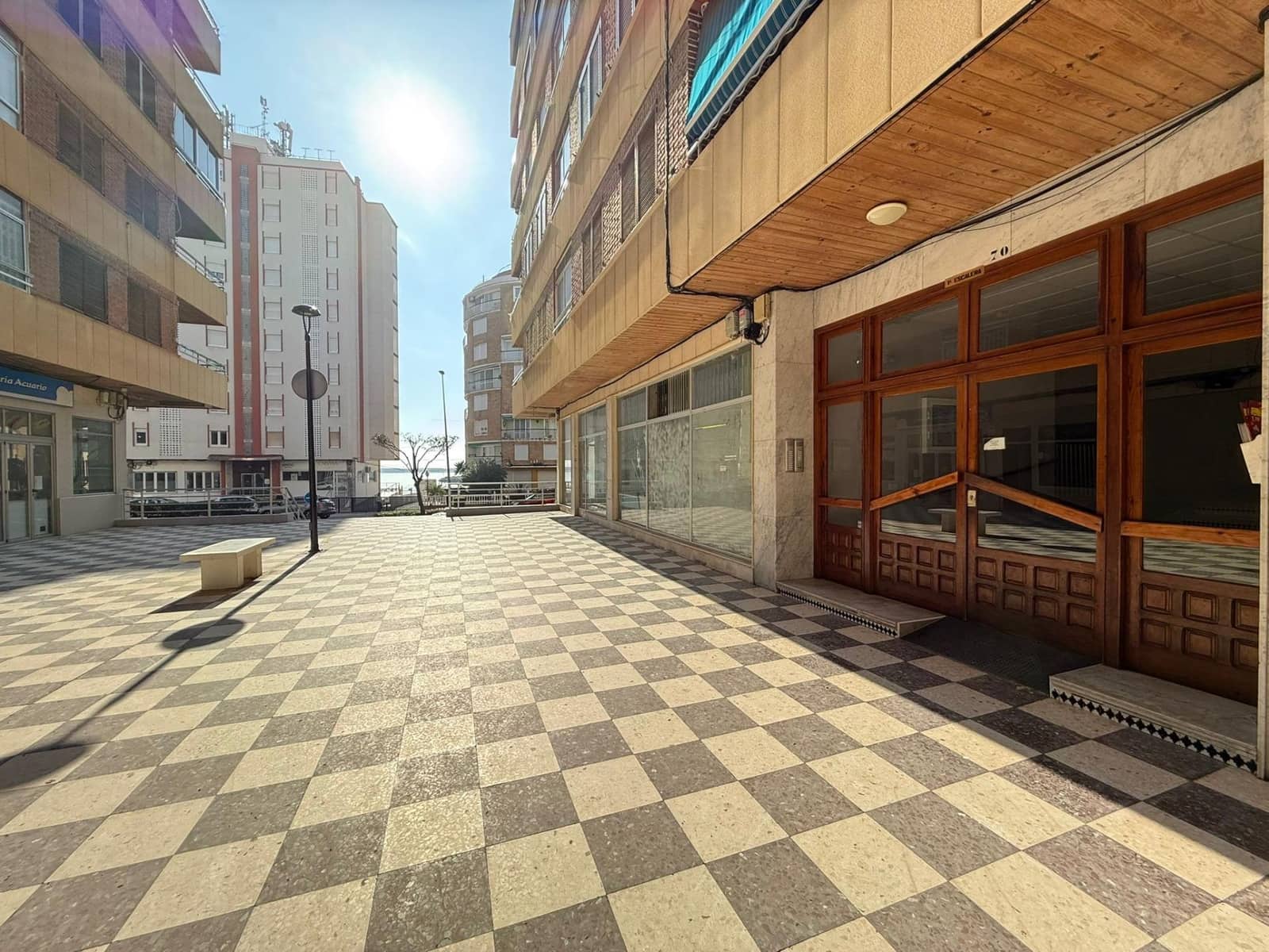 Apartamento de 3 habitaciones en Torrevieja en venta con garaje - 189.000 € (Ref: 9999691)